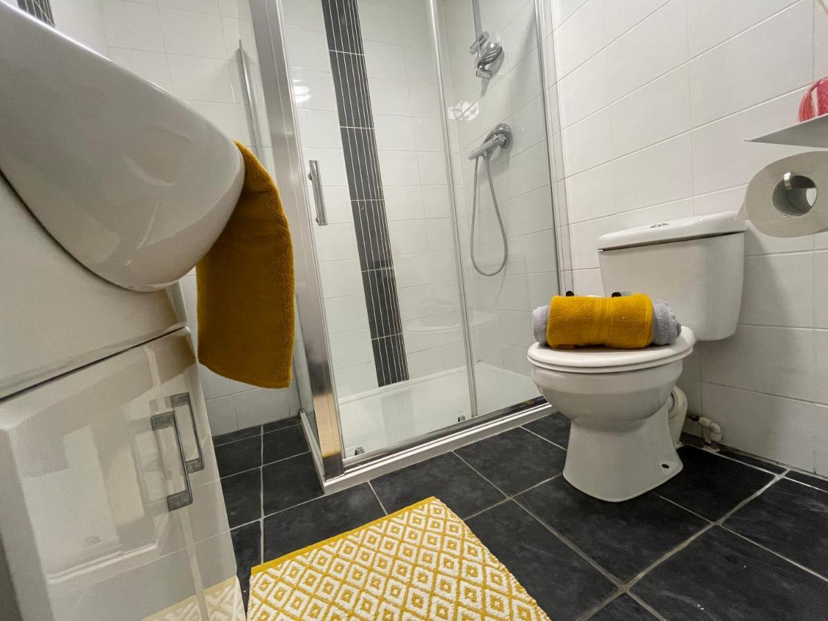 Apartment Hla Holytown